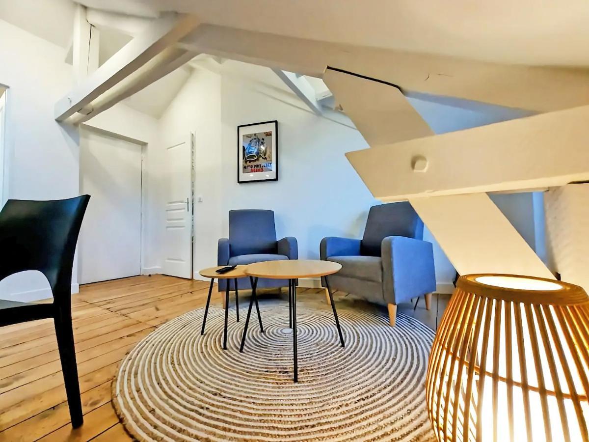 Premium Dans Belle Demeure - Hyper Centre-ville De Apartment
